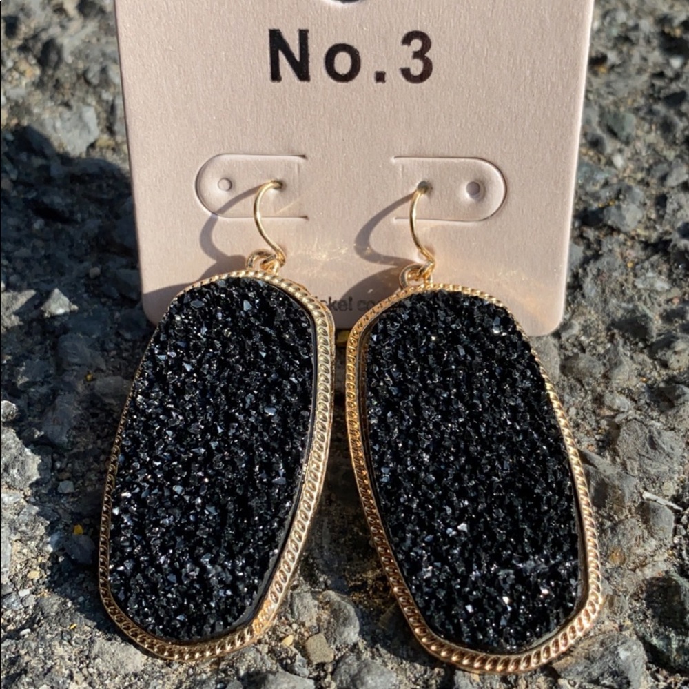 Druzy black stone dangle earrings